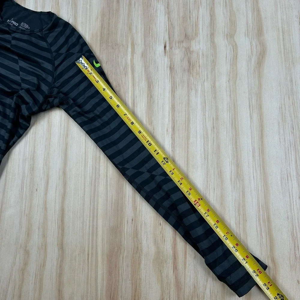 Nike Pro Shirt Womens Medium Gray Black Long‎ Sleeve Athletic Pro Dri-FIT